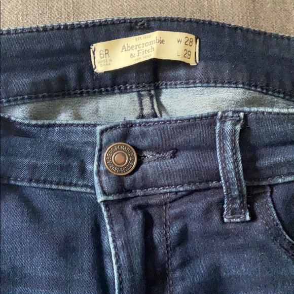 Abercrombie & Fitch jeans - Picture 3 of 4